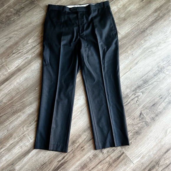 Black Saks Fifth Avenue charcoal gray wool pin strip 2 piece suit 44 R - Picture 5 of 16